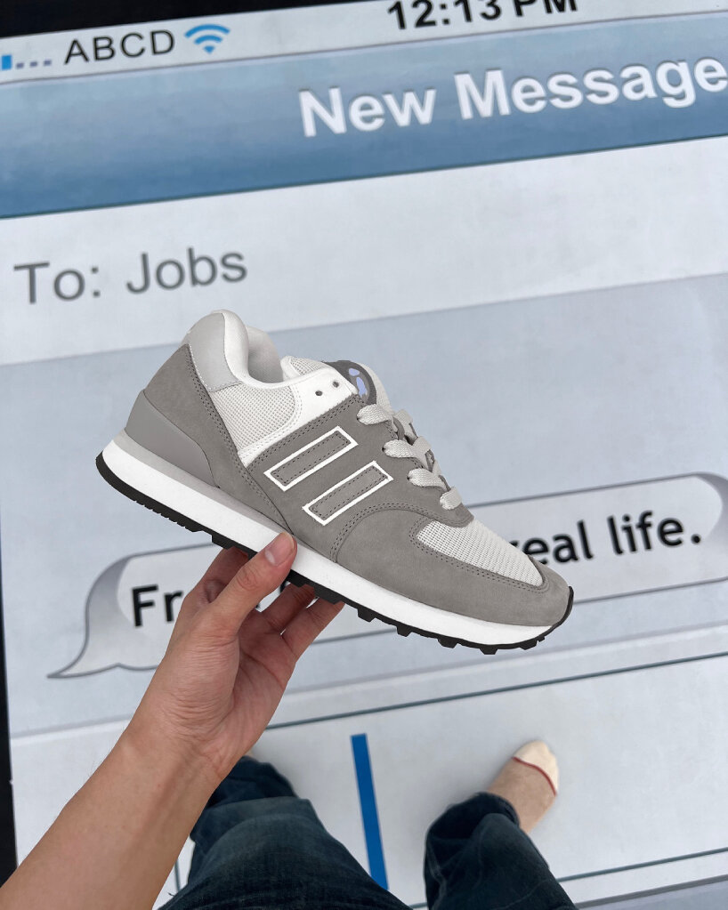 apple running shoe emoji