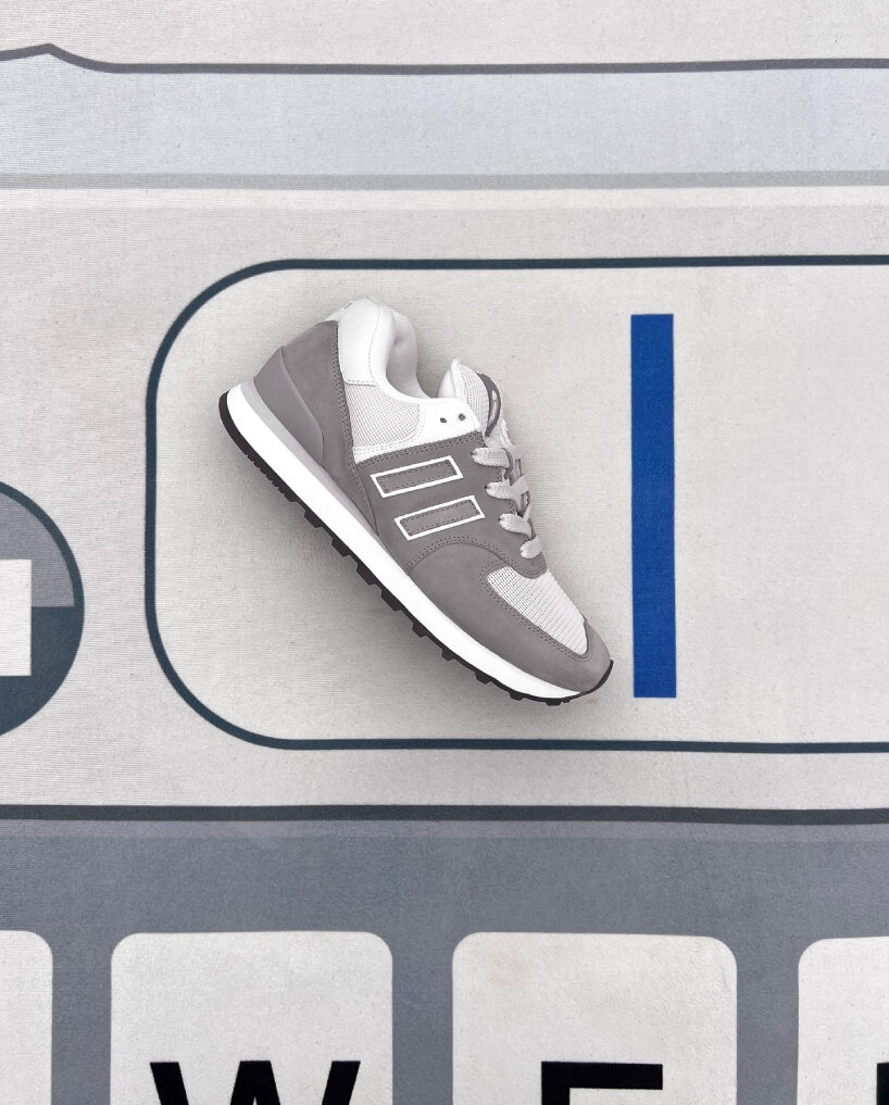 apple running shoe emoji