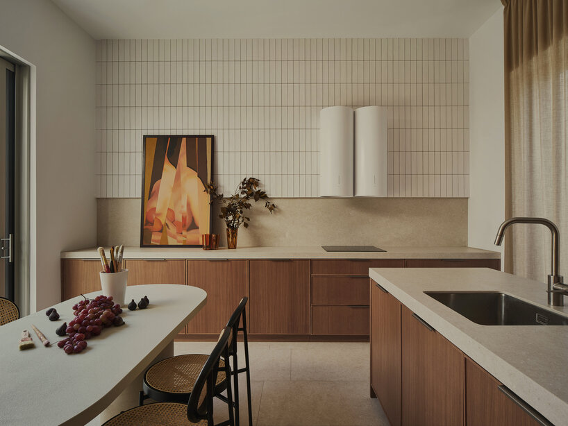 feminist artistic legacy finds form in porcelain-clad spanish residence by viruta lab