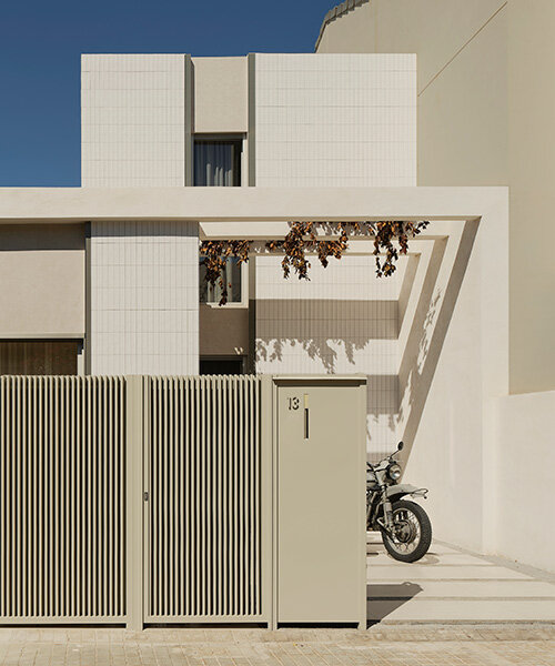 feminist artistic legacy finds form in porcelain-clad spanish residence by viruta lab