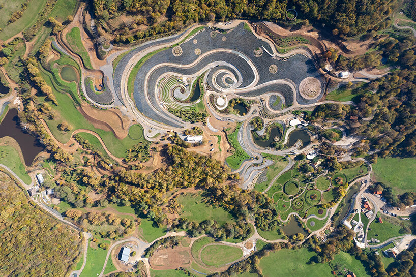 van gogh’s starry night blossoms through lavender fields for bosnian retreat landscape