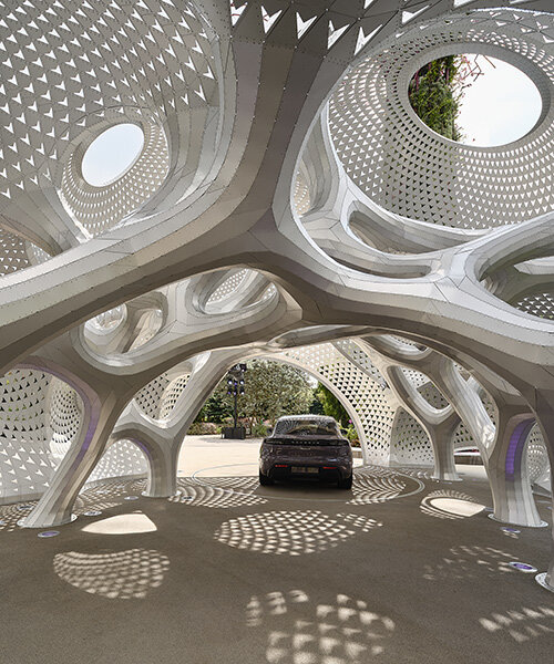 aluminum clads curved porsche pavilion by MARC FORNES / THEVERYMANY in singapore