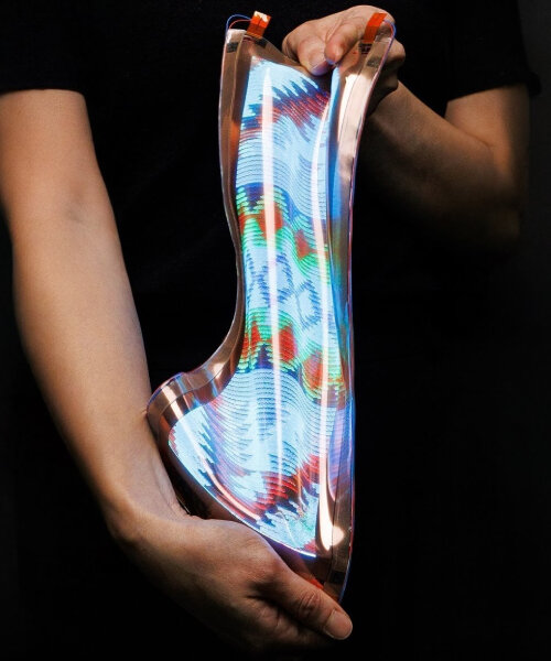 world’s first stretchable screen by LG display can be twisted and expanded without breaking