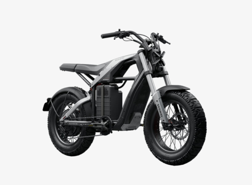 El coche también tiene una configuración de doble batería.