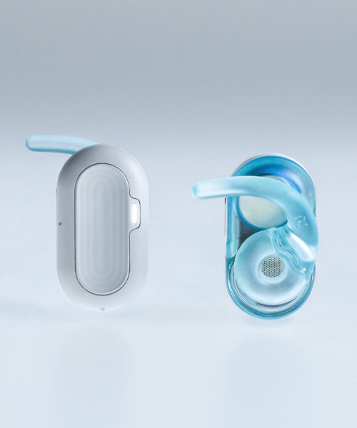 meet humanpods, natura umana’s AI earbuds that assist users as a therapist, coach and more