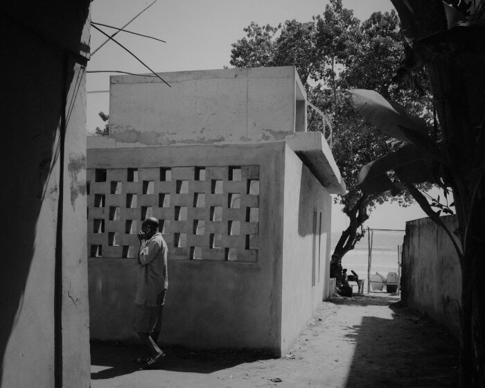 julien lanoo captures adaptive integration of deroché strohmayer's surf ghana collective hub