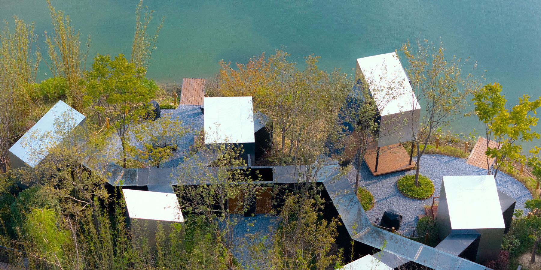 wiki-world-cabin-of-maze-designboom-1800-3