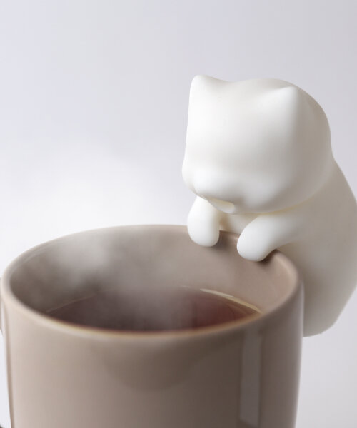 nékojita fufu is an attachable mini robot that blows on hot drinks & food to cool them down