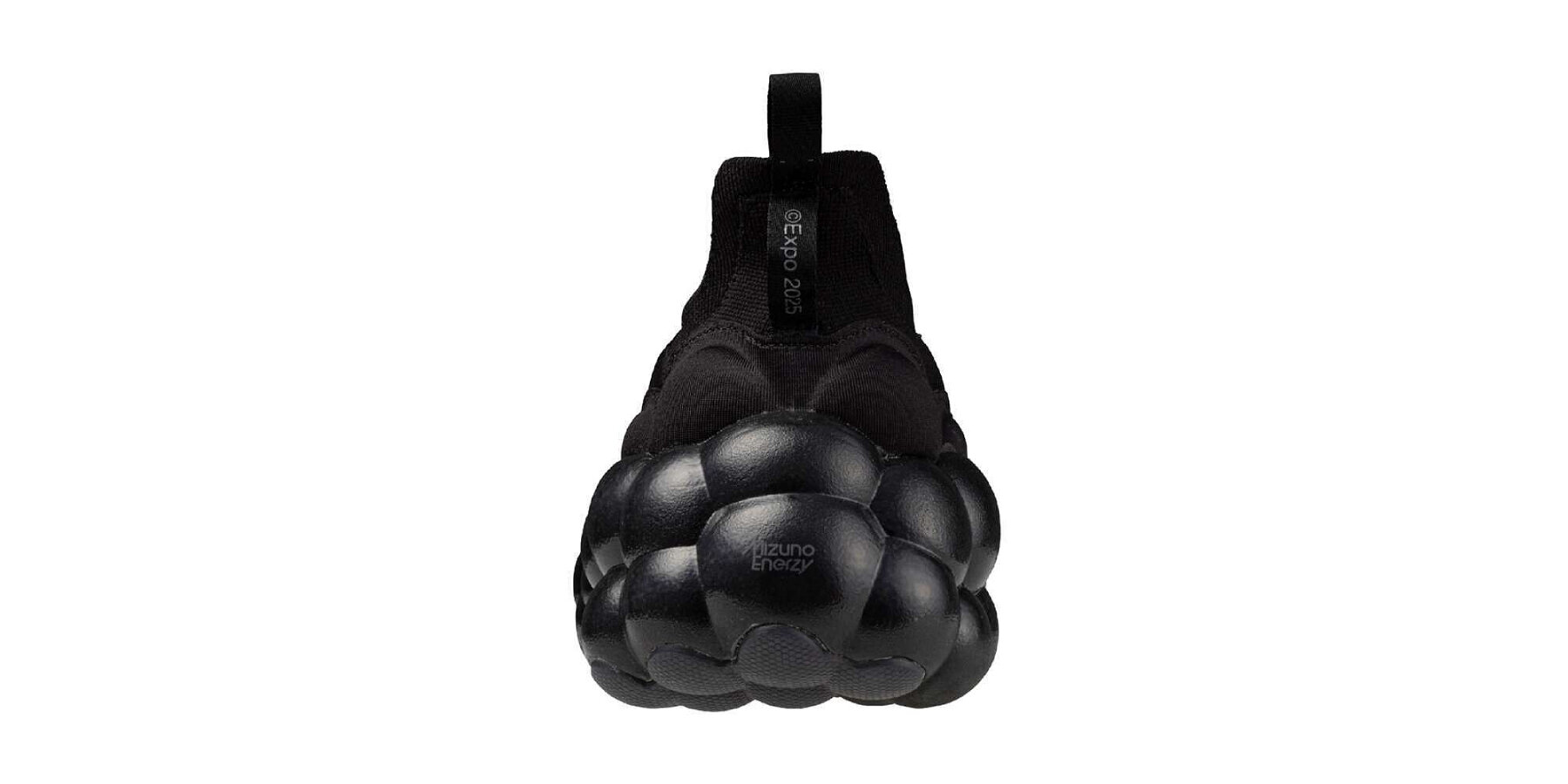 mizuno-myaku-myaku-bubbly-enerzy-sneakers-expo-osaka-2025-designboom-ban2