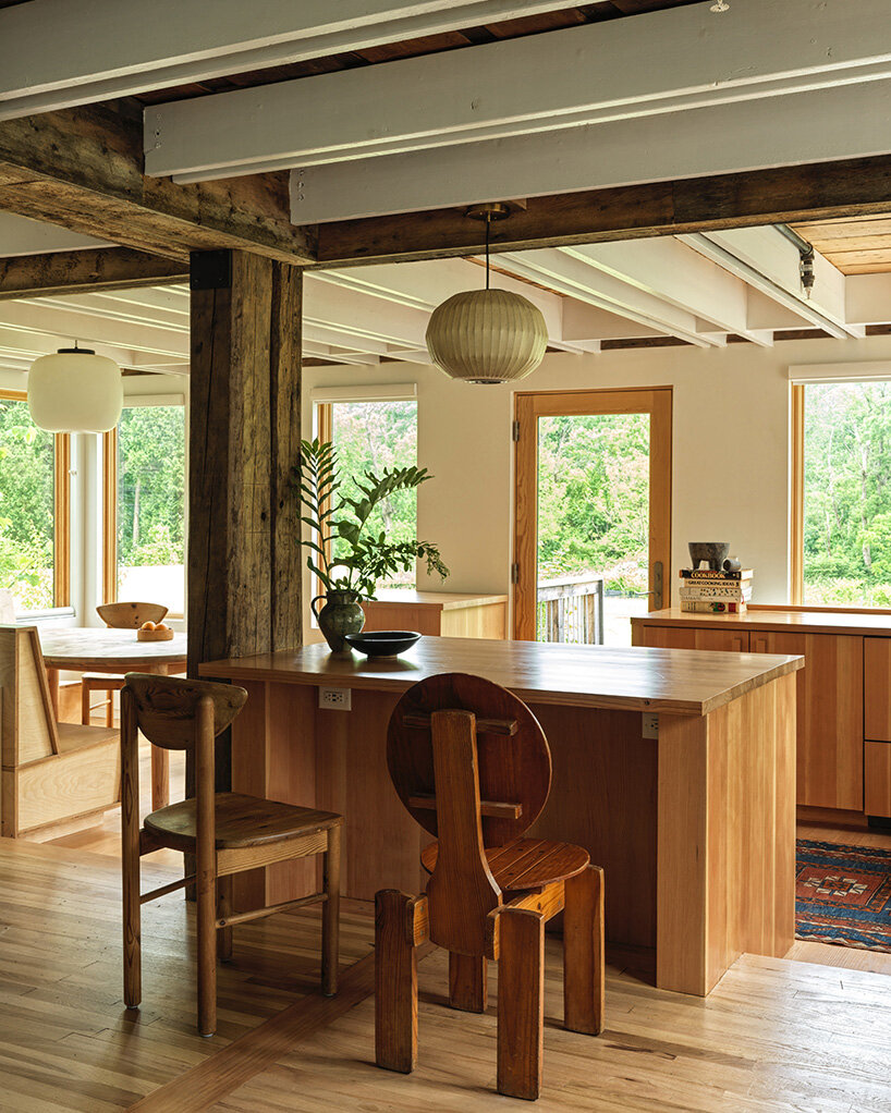 tourists cabins massachusetts