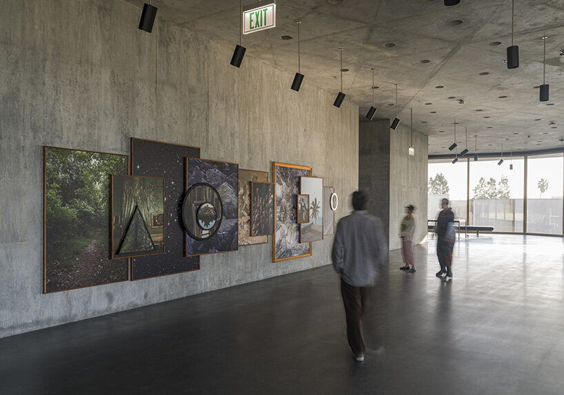 La galería David Geffen de hormigón fluido de Peter Zumthor se inaugurará en el Museo de Arte del Condado de Los Ángeles en abril de 2026