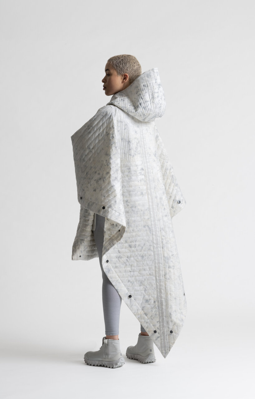 LAYER RÆBURN cape jacket