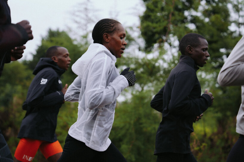 NIKE sport wearable tech
