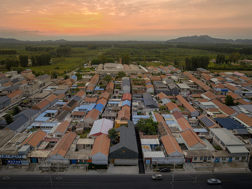 Archstudio invigorates the Court's tradition with the wooden pension in Beijing