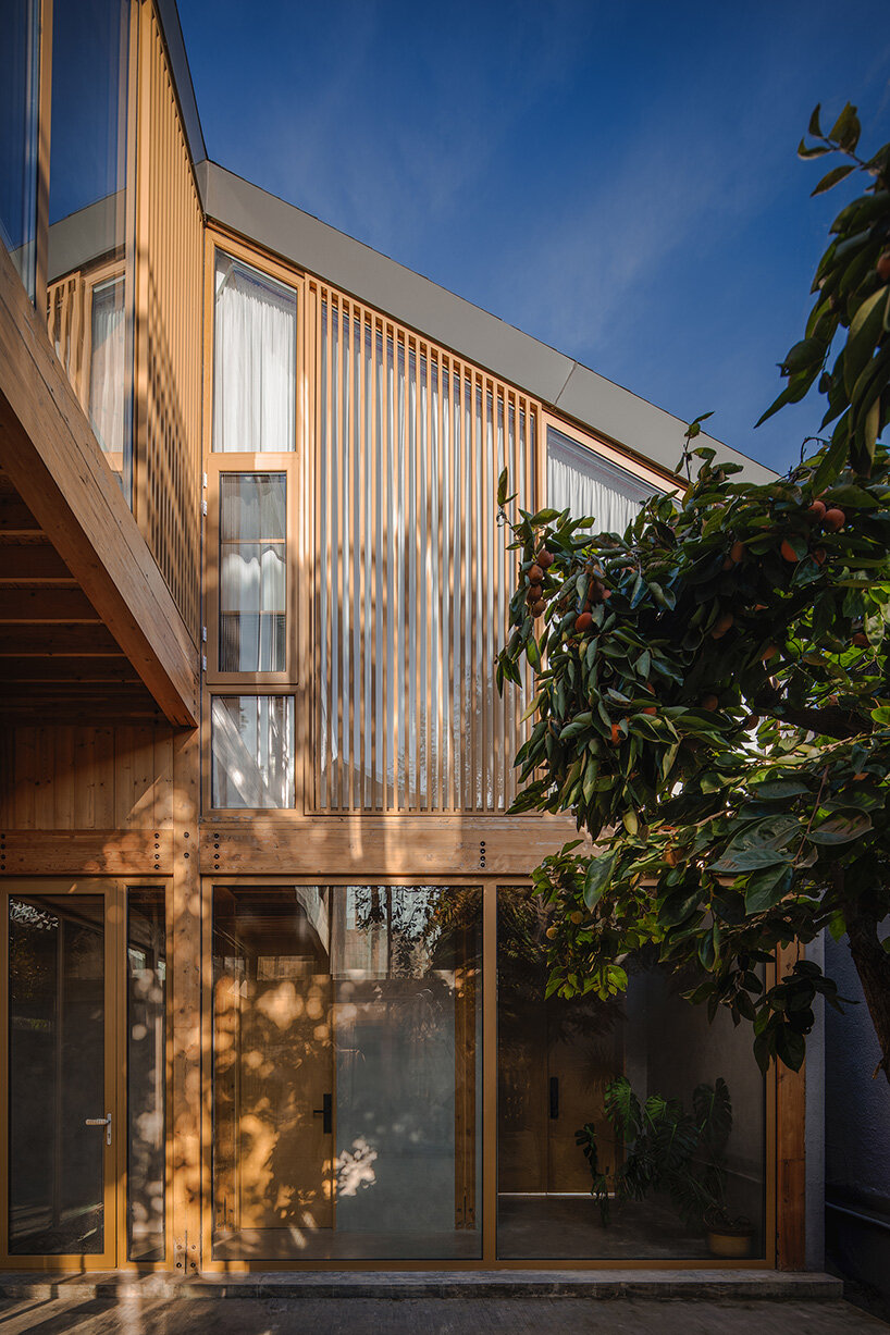 Archstudio invigorates the Court's tradition with the wooden pension in Beijing