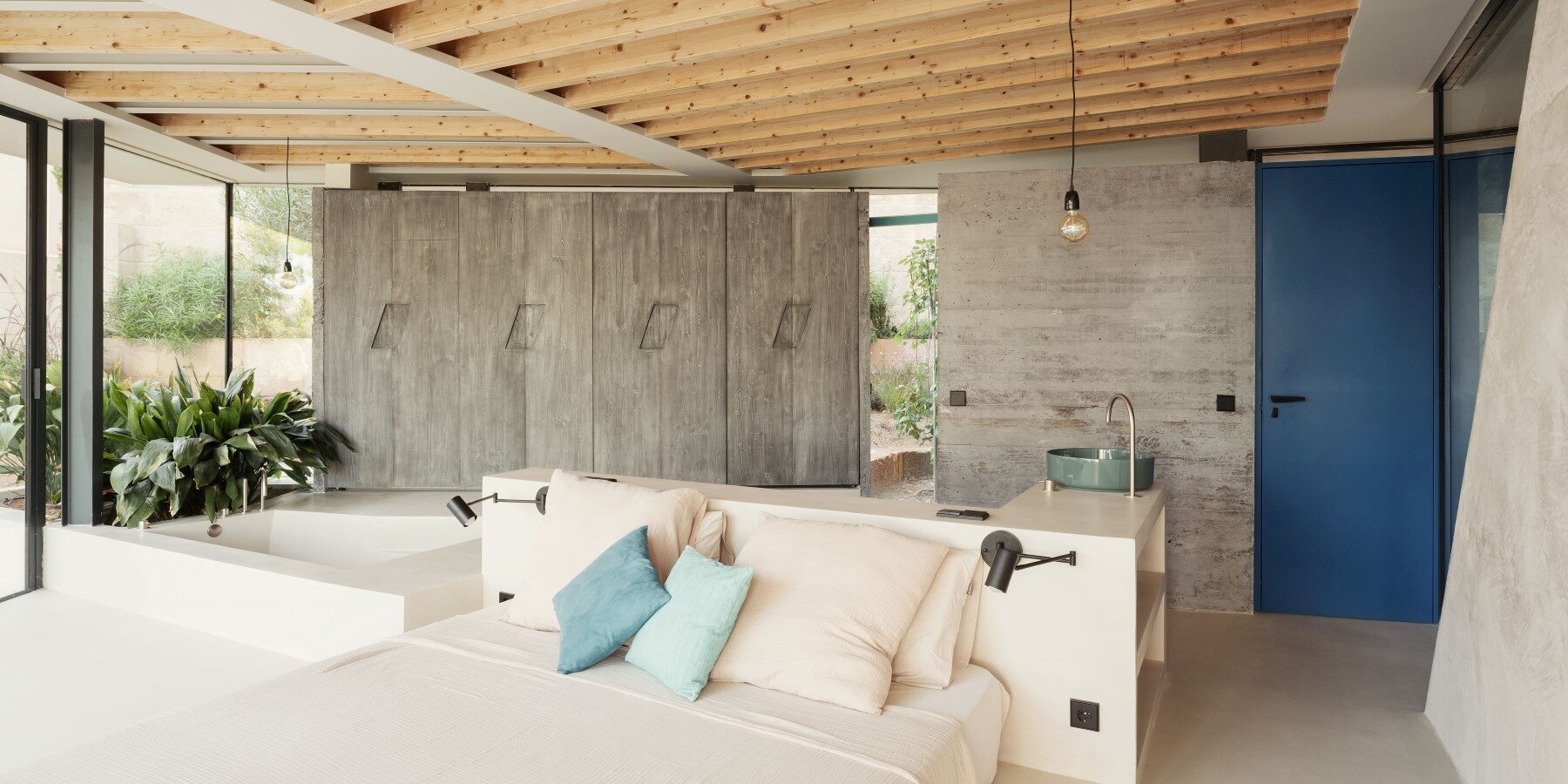 can-tudo-spain-caballero-colon-house-designboom-01