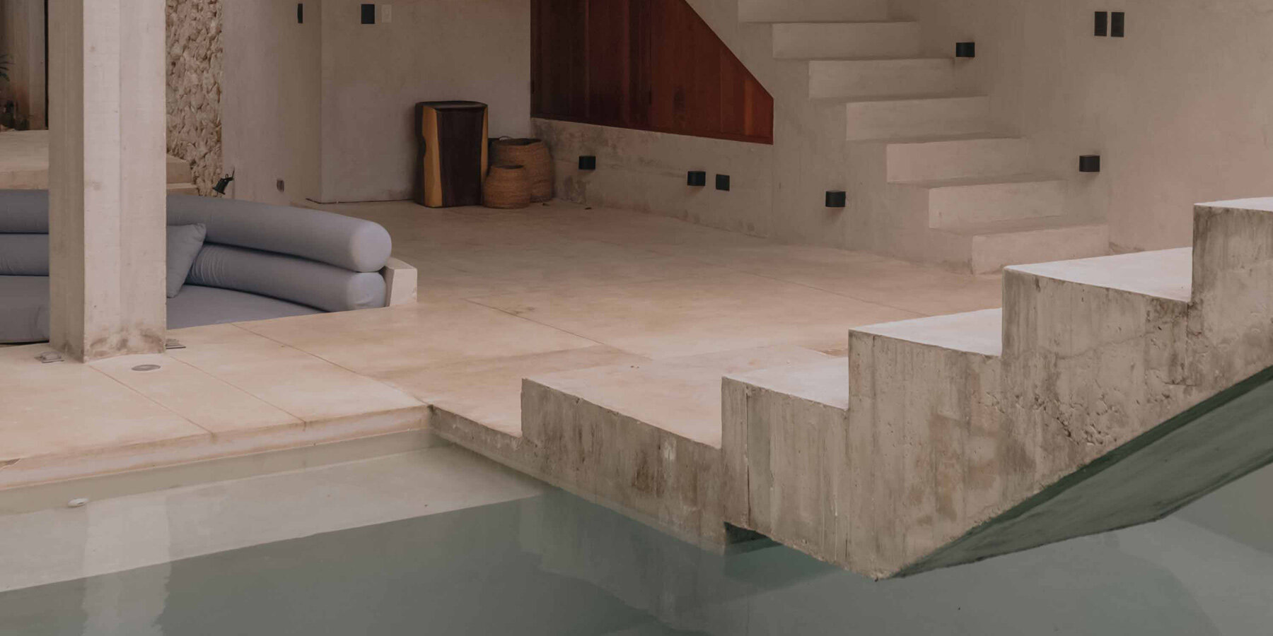 casa-soskil-ludwig-godefroy-porous-shell-lush-courtyards-mexico-designboom-large03