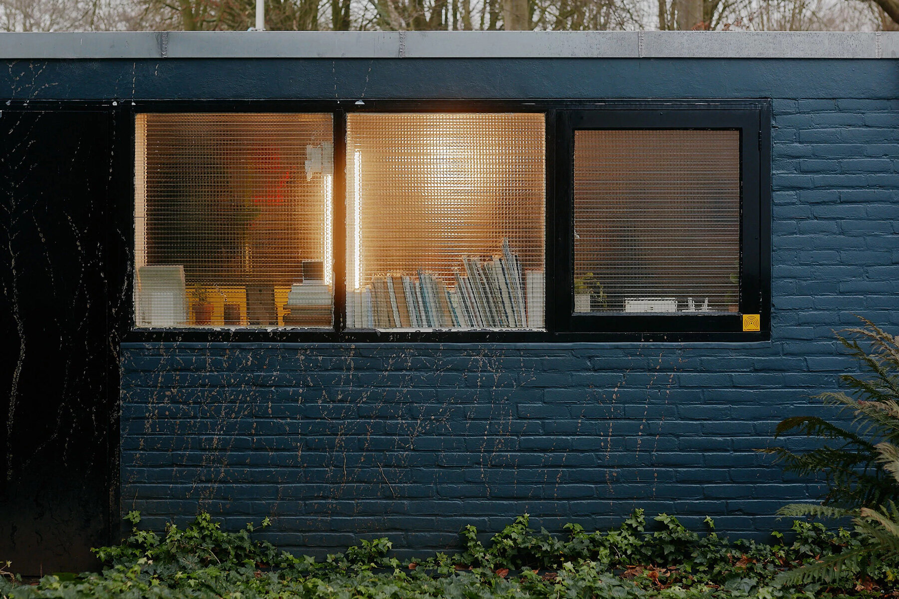 de-stijl-icon-david-altrath-images-rietveld-schroder-house-designboom-large02