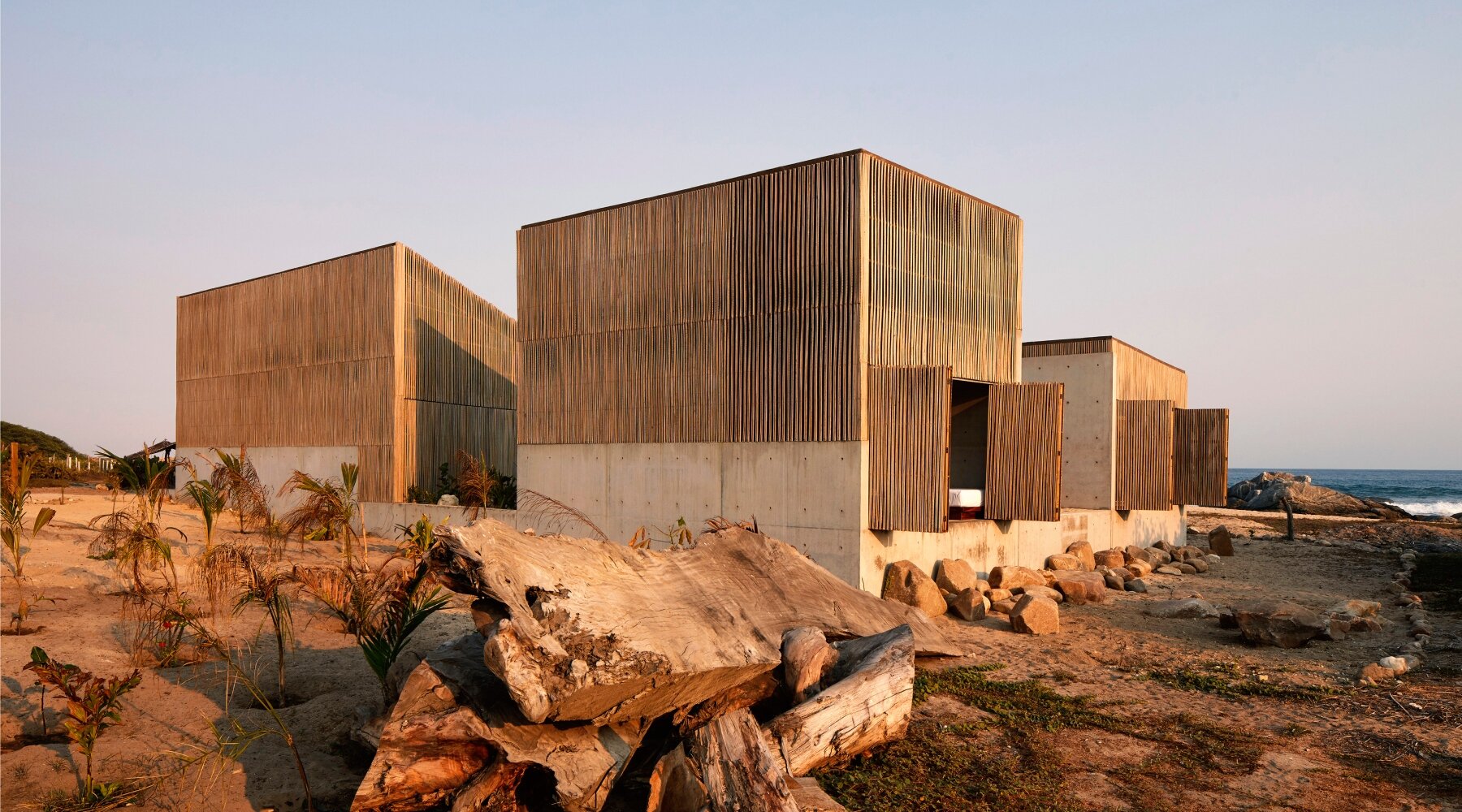 edmund-sumner-casa-mexicana-book-designboom-01
