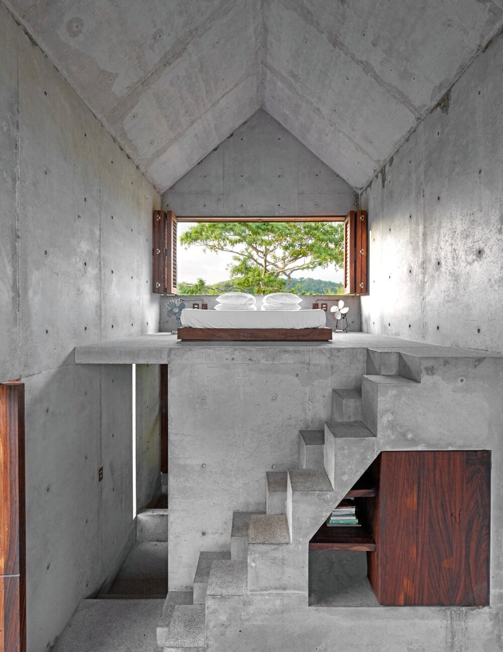 casa mexicana: edmund sumner’s photo book traces over a decade of architecture in mexico