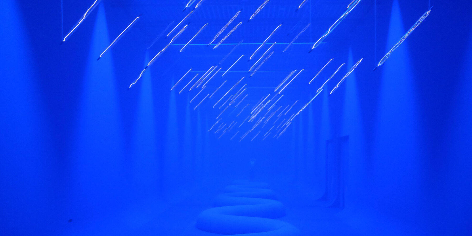 ephemeral-tech-A.A.-murakami-robotics-physics-nature-installations-interview-designboom-ban2