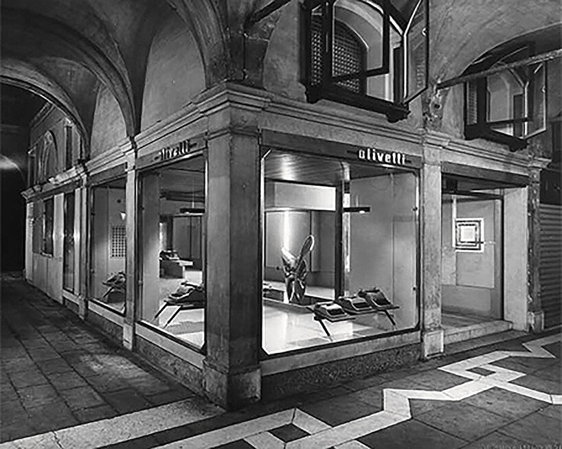 Formafantasma Mengontrol Negazio Olivetti oleh Carlo Scarpa Biennial of Architecture Venice