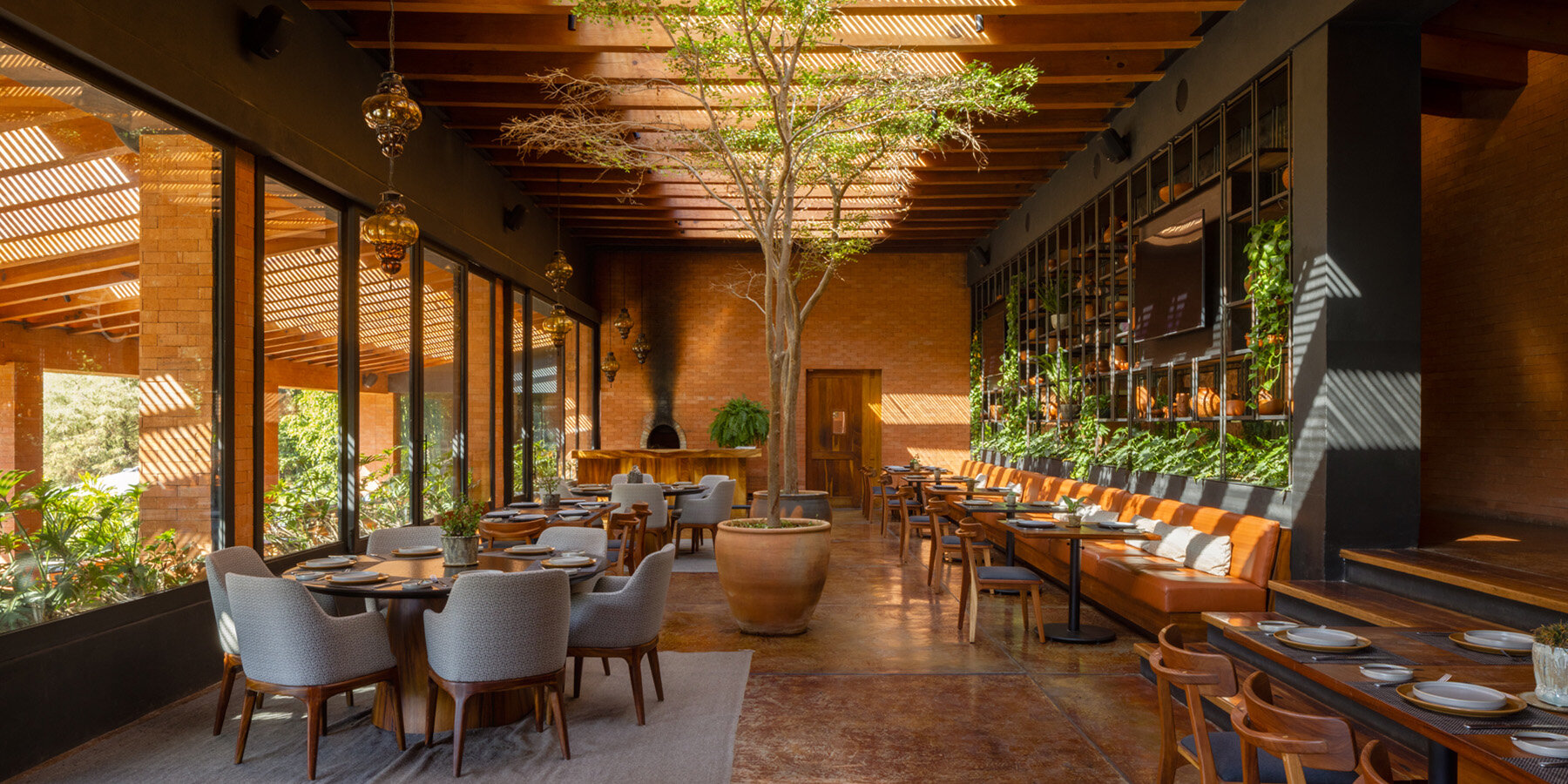 hotel-avandaro-valle-de-bravo-mexico-renovation-masterplan-chain-siman-modomanera-designboom-1800-2