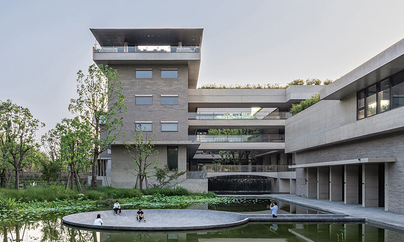 a landscape of courtyards: vector architects' xirang hotel