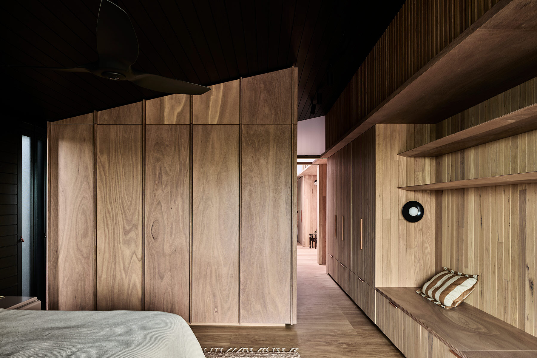 kross-house-FIGR-architecture-mount-martha-australia-designboom-08a