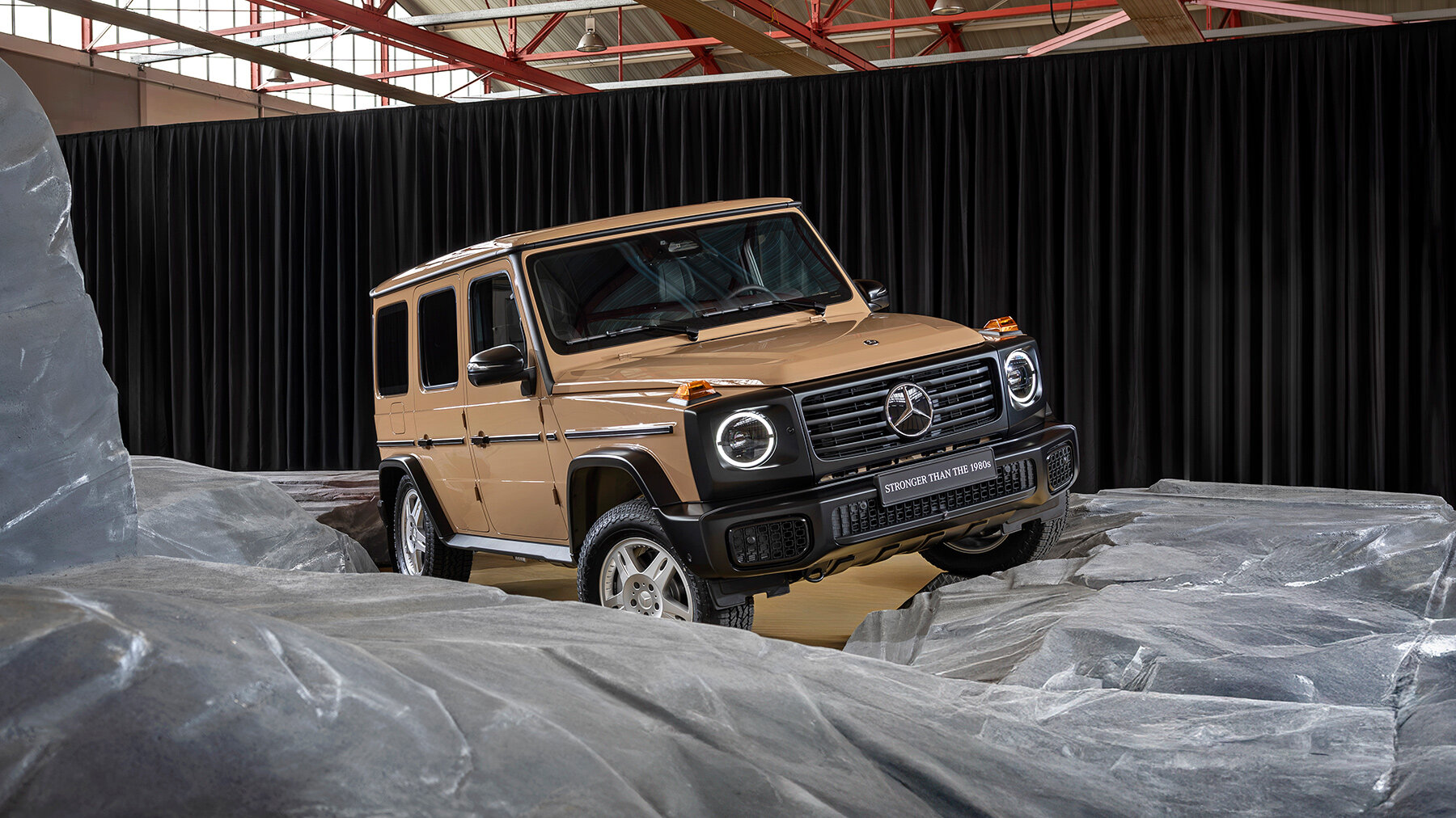 mercedes-g-class-edition-stronger-than-1980s-designboom-08a
