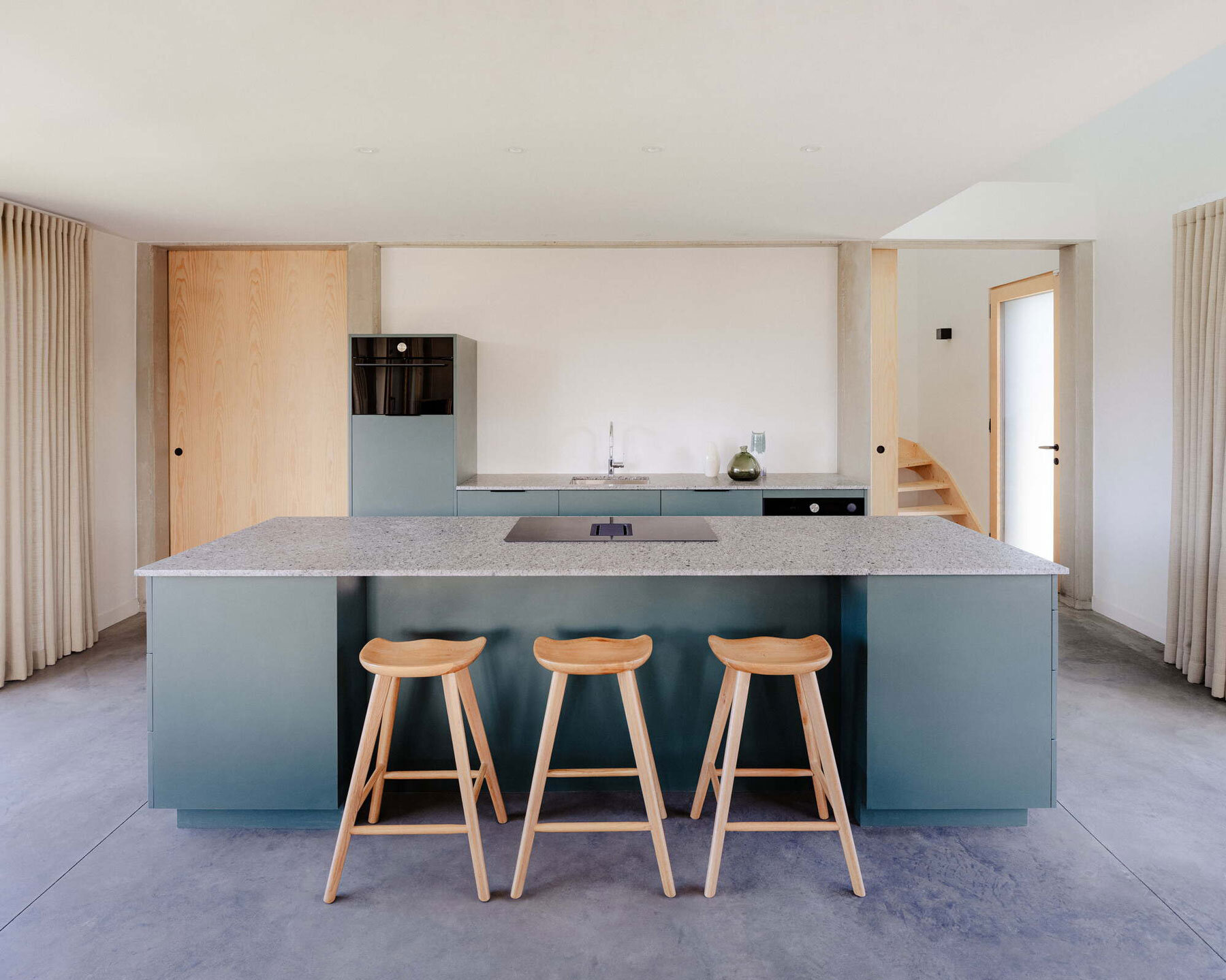 new-house-saint-malo-france-studio-maab-architectes-designboom-1800-3