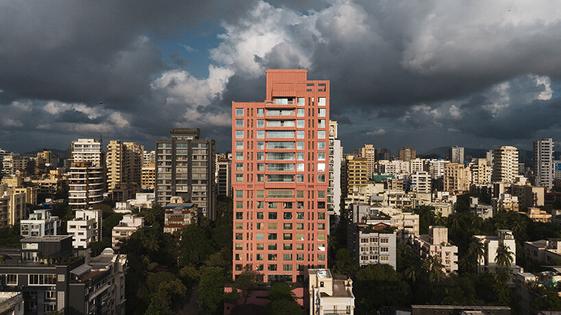 pink tower by satguru builders and NUDES brings sculptural curves to mumbai's skyline