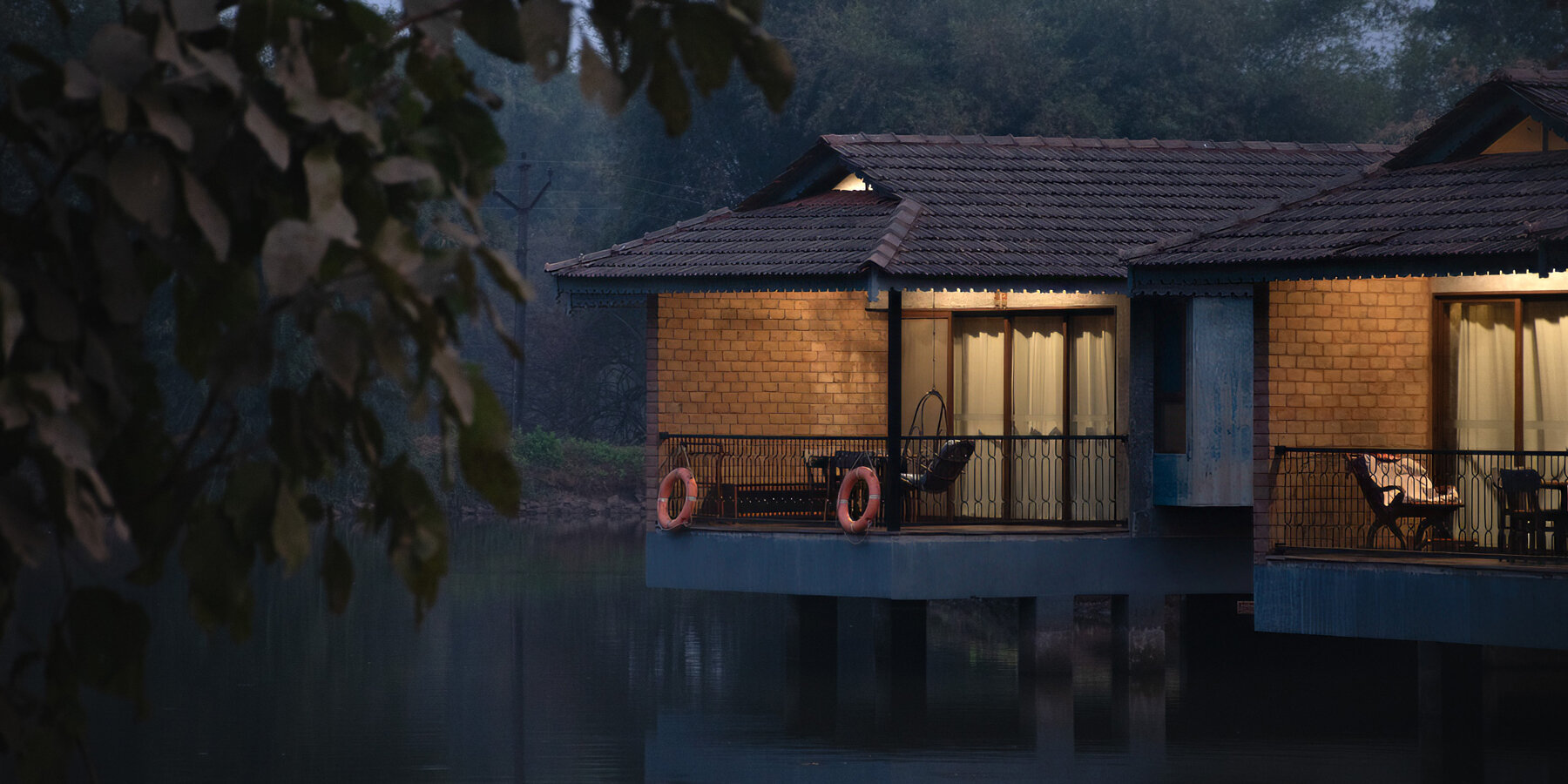 pond-houses-saguna-baug-india-put-your-hands-together-bioarchitects-designboom-1800-3
