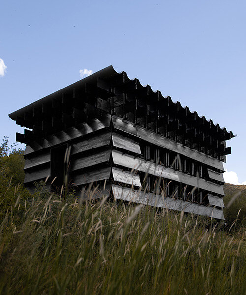 OMNO lab's beehive observation cabin punctuates vast landscape of tibet