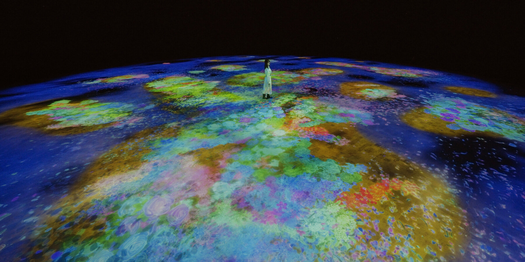 teamlab-phenomena-abu-dhabi-opening-designboom-03
