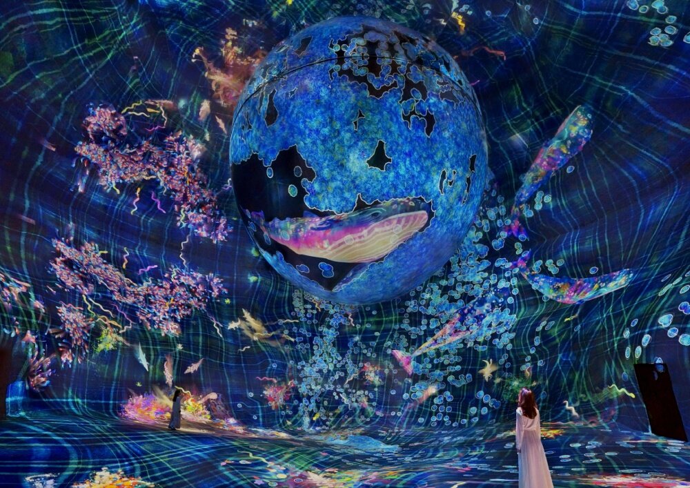 inside teamLab phenomena abu dhabi: a dizzying convergence of light, energy, natural order