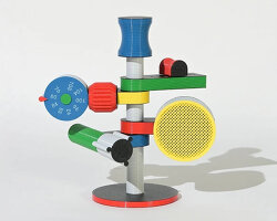 FM radio that looks like a robot toy, signal tower or weathervane? that’s anomalo