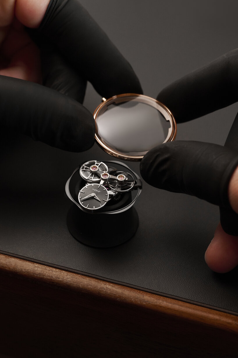 the gears and springs remain visible