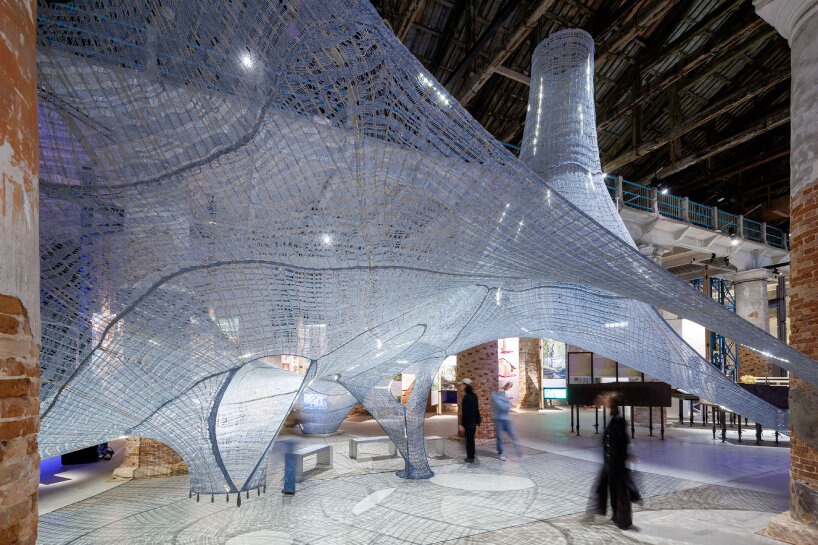 3D knitted natural fibers