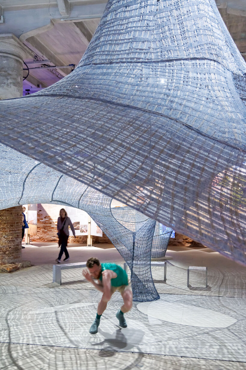 3D knitted natural fibers