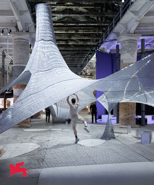 SO - IL, mariana popescu & thegreeneyl suspend 3D knitted natural fibers in venice biennale