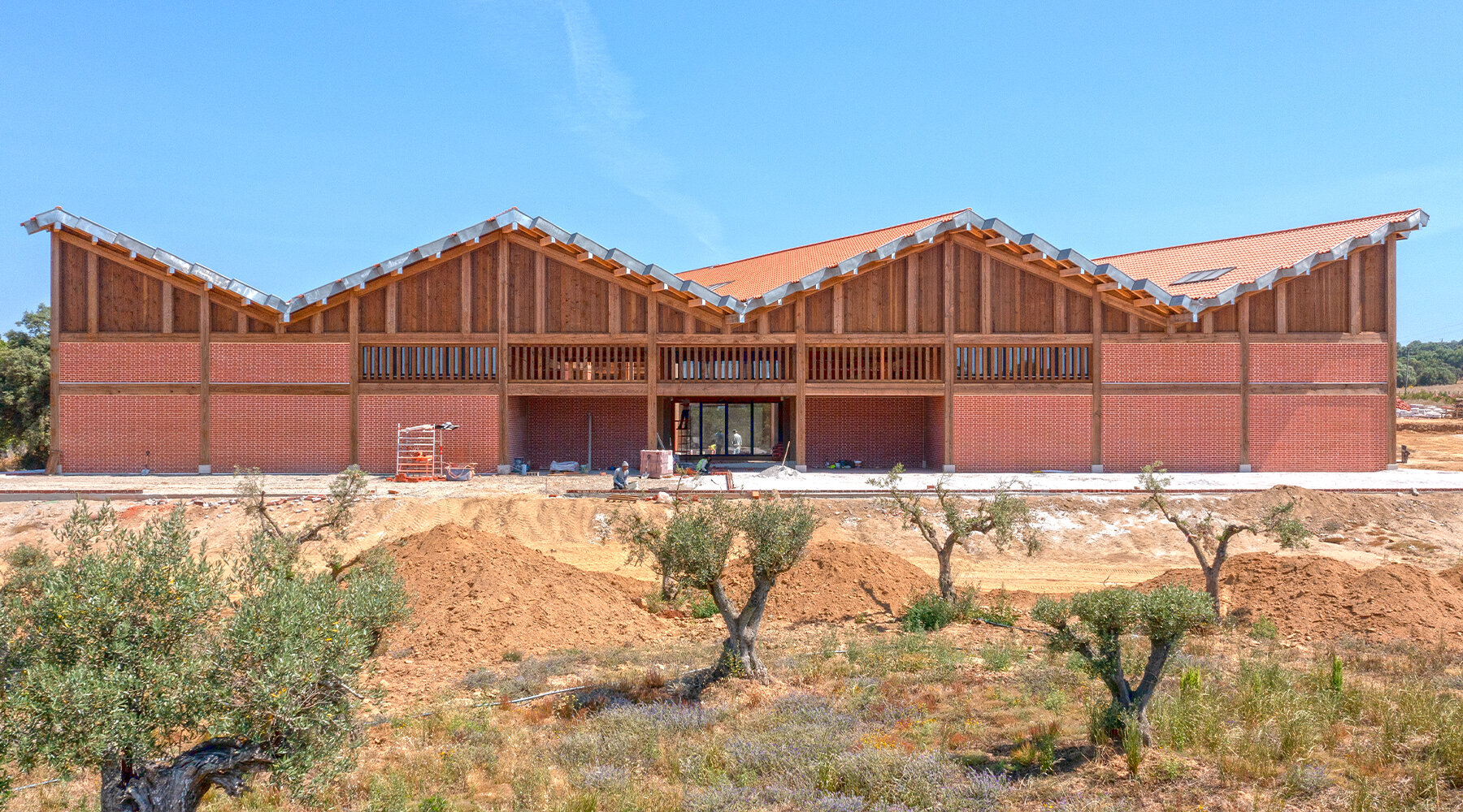 ai-weiwei-five-working-spaces-designboom-08-fullwidth