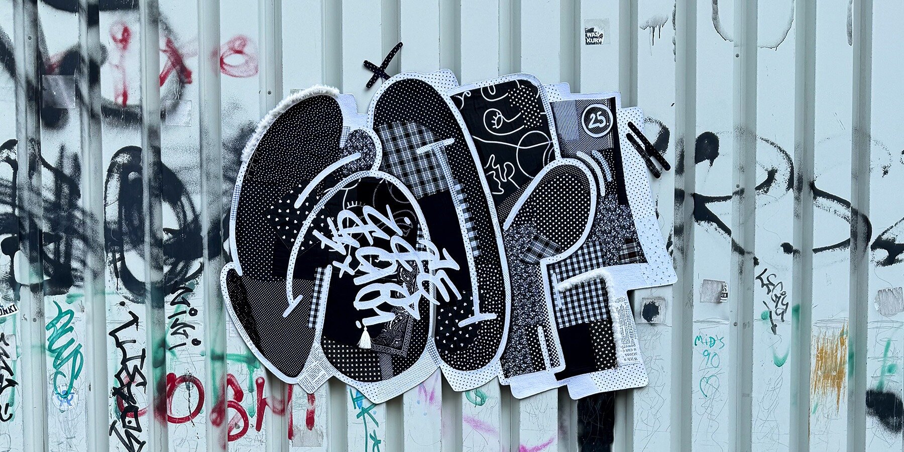 alicja-kozlowska-takes-embroidery-to-the-streets-in-her-new-tex (1)