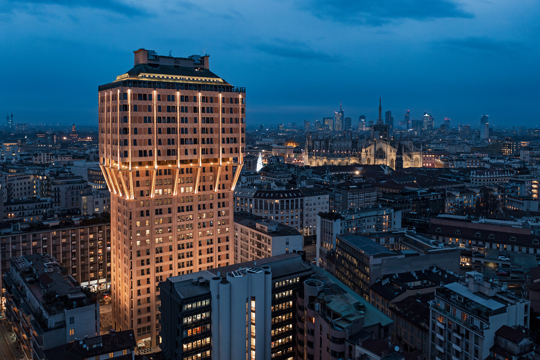 brutalist-landmark-torre-velasca-milan-mixed-use-vertical-hub-new-public-piazza-hines-asti-architetti-designboom-large01