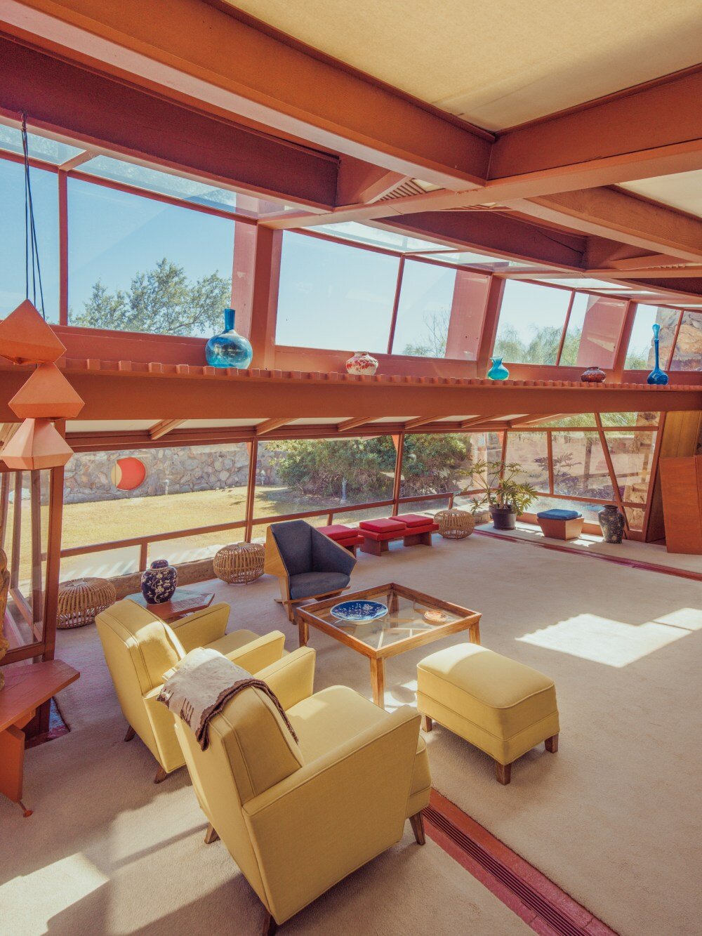 Franck Bohbot Capture Tallesin Barat oleh Frank Lloyd Wright di Gurun Arizona