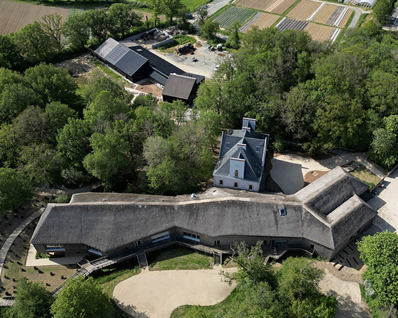 Guinee*Potin's agro-ecological park invigorates the French site through wood and translucent skins