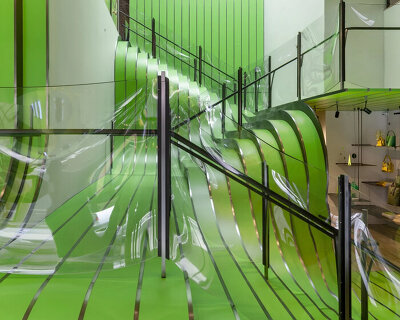 'we let loose a bit': heatherwick studio renews iconic longchamp flagship in new york