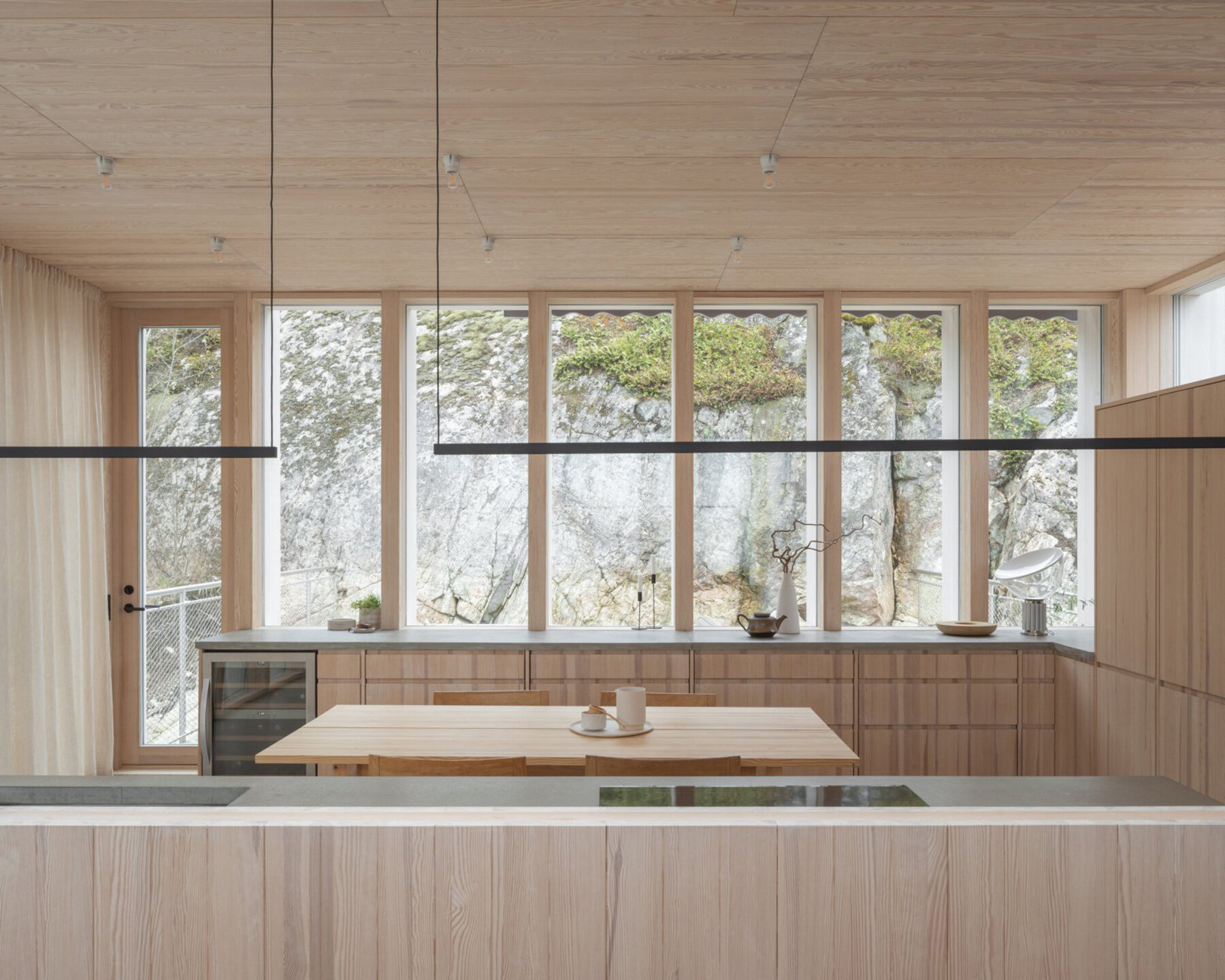 kolman-bay-architects-ravine-house-sweden-designboom-06a