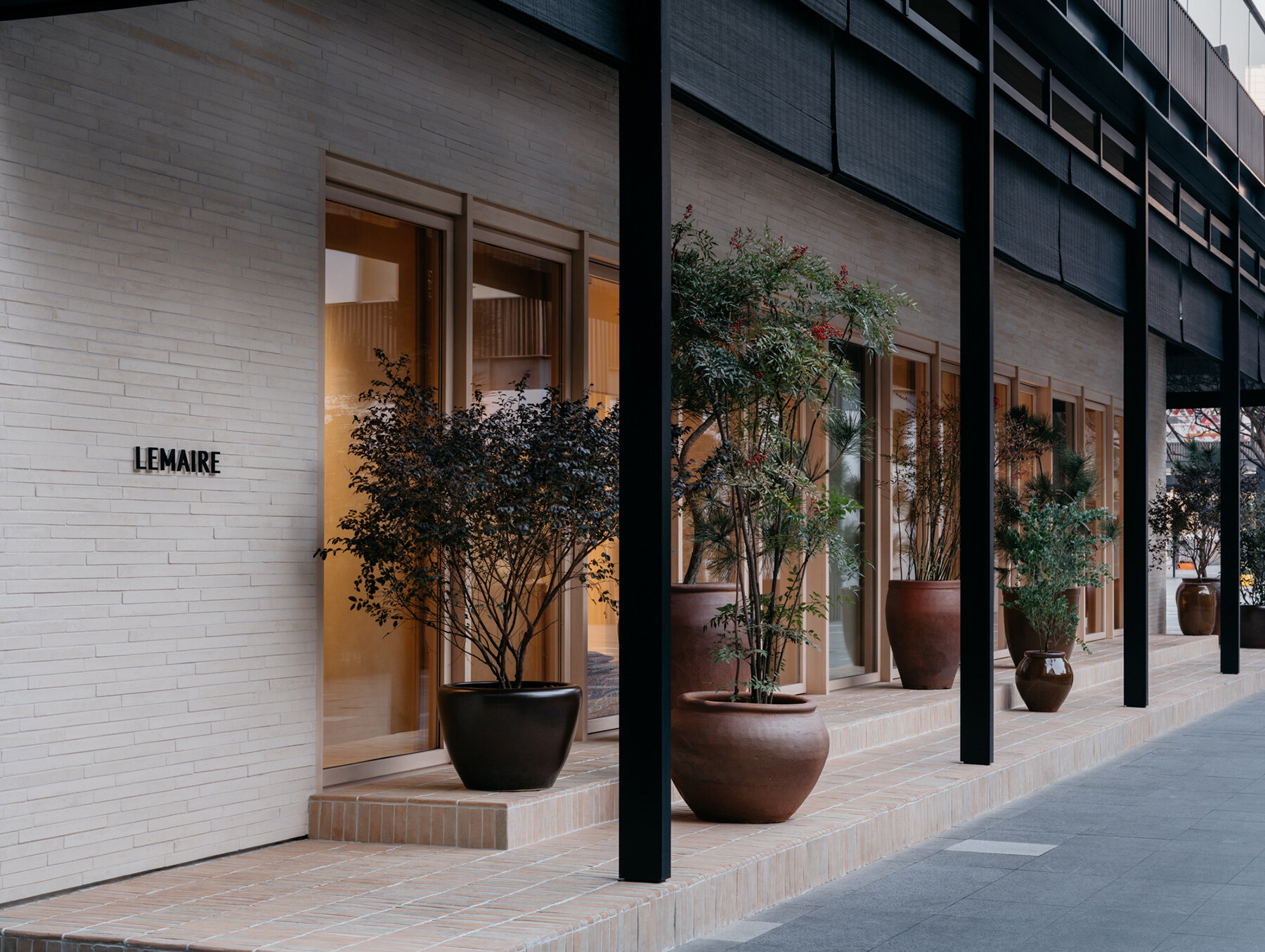 lemaire-chengdu-tranquil-fogarchitecture-boutique-chinese-tradition-designboom-large03