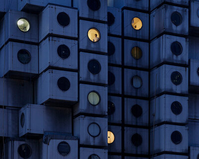 restored capsule from tokyo’s nakagin tower lands in NYC for MoMA retrospective
